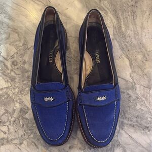 Michel Jordi blue suede with edelweiss floral embroidery/leather accents. EU 39